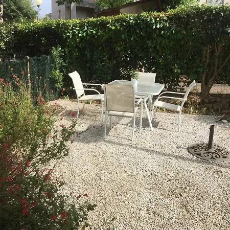 Les Iris Apartment Carcassonne Exterior photo